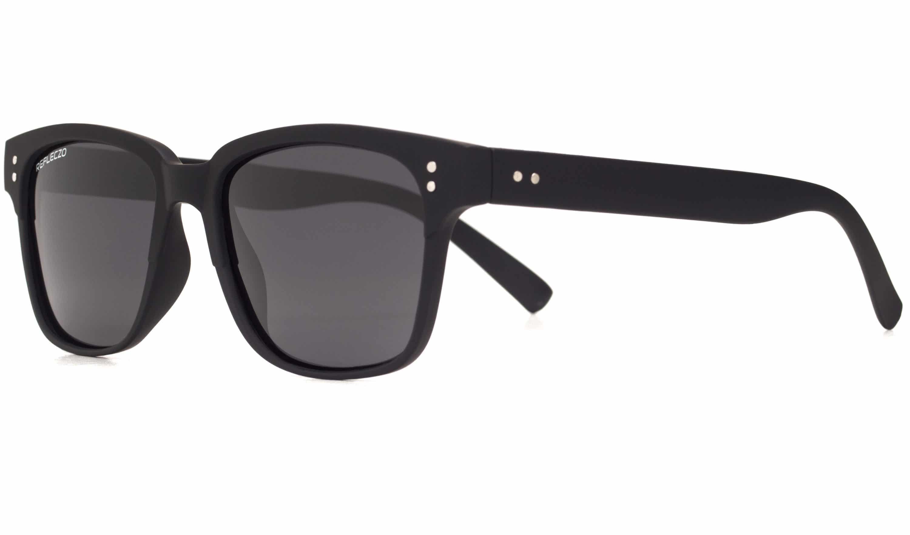 Alternative view of Specter Preto