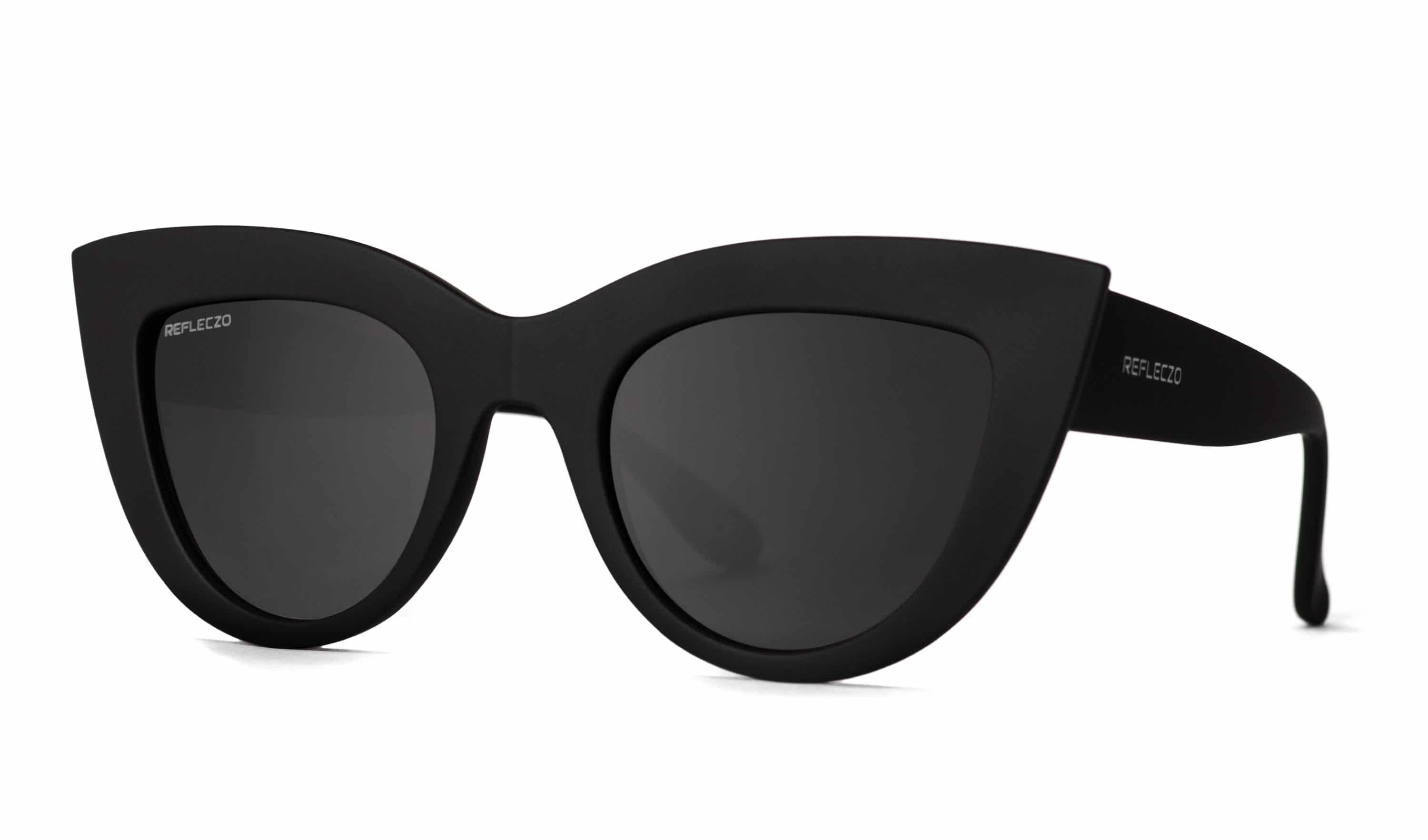 Alternative view of Donna Pretos