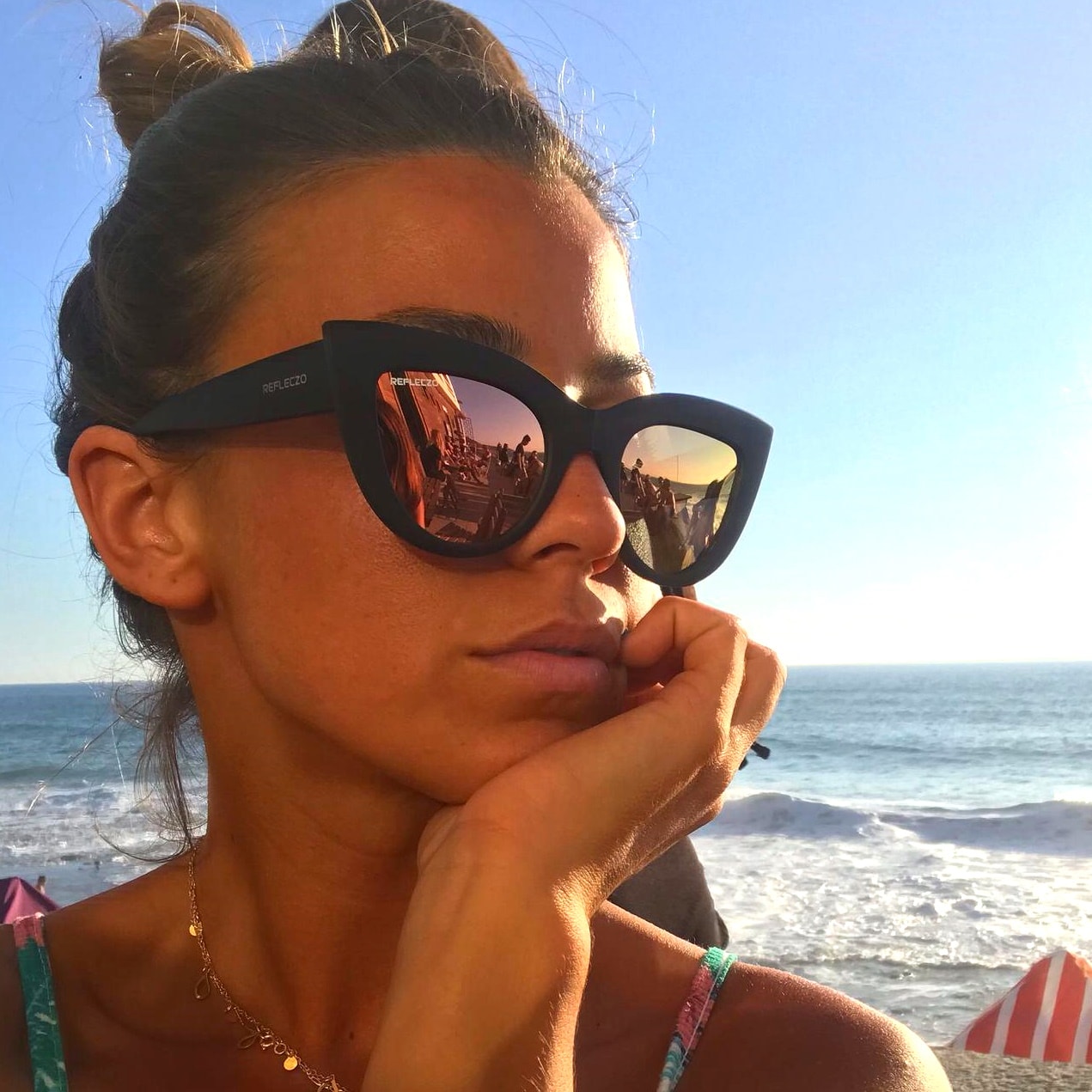 Alternative view of Donna