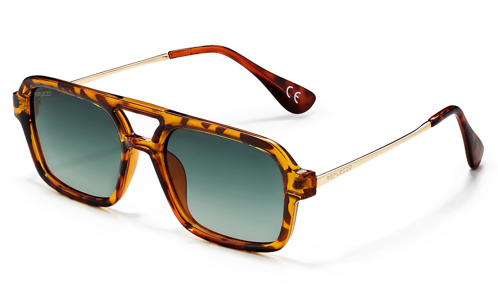 Alternative view of Pilot Havana